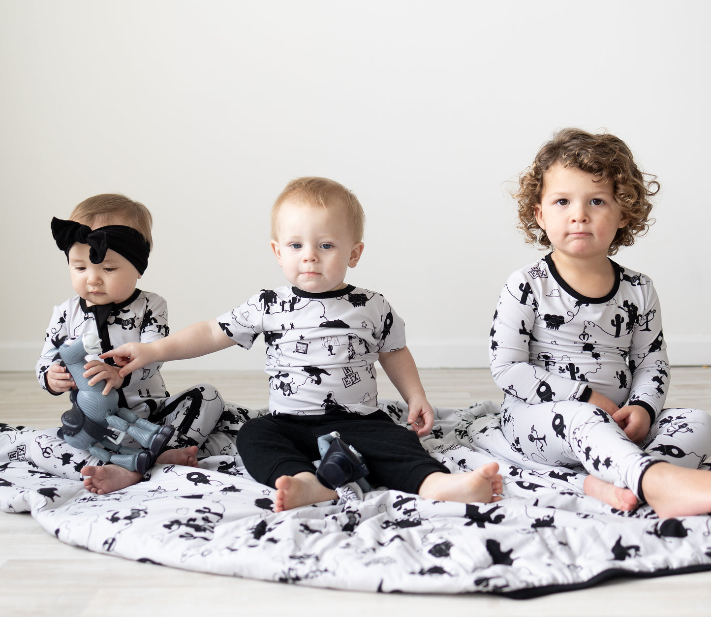 Simple Toys Snuggle Blanket