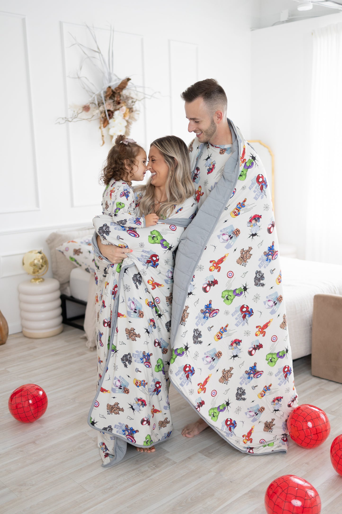 Superhero Squad (XL) Snuggle Blanket