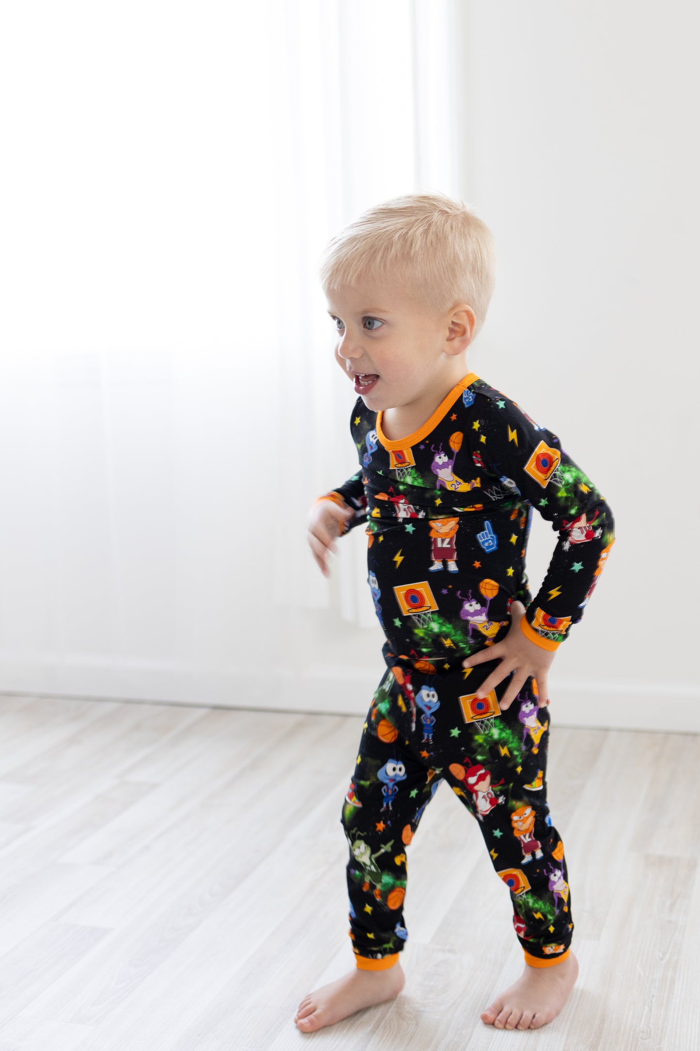 Alien Hoops 2pc Long Sleeve Pajamas