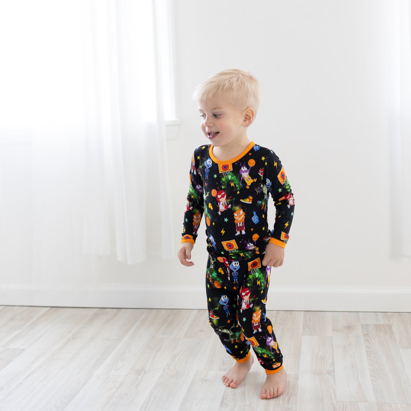 Alien Hoops 2pc Long Sleeve Pajamas