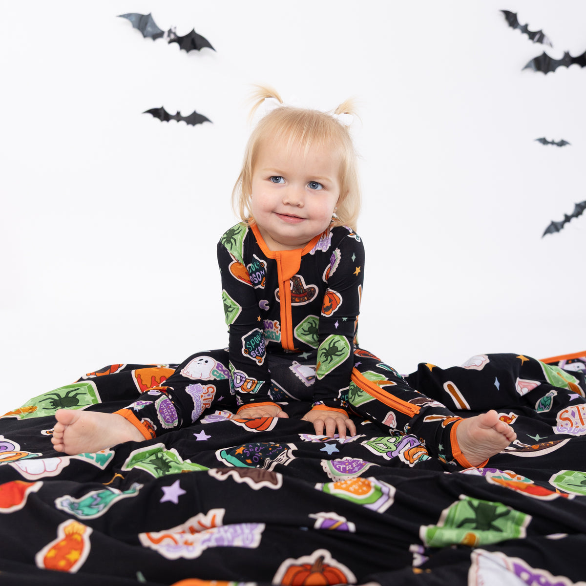 Spooky Icons Convertible Zippy
