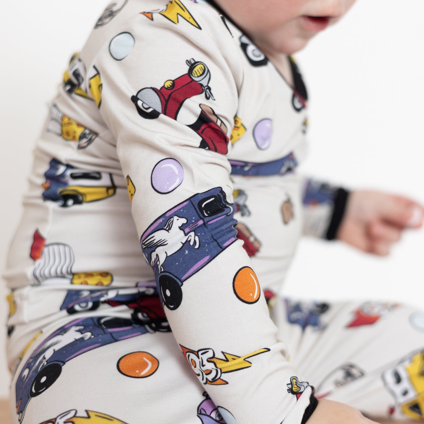 Animated Icons 2pc Long Sleeve Pajamas