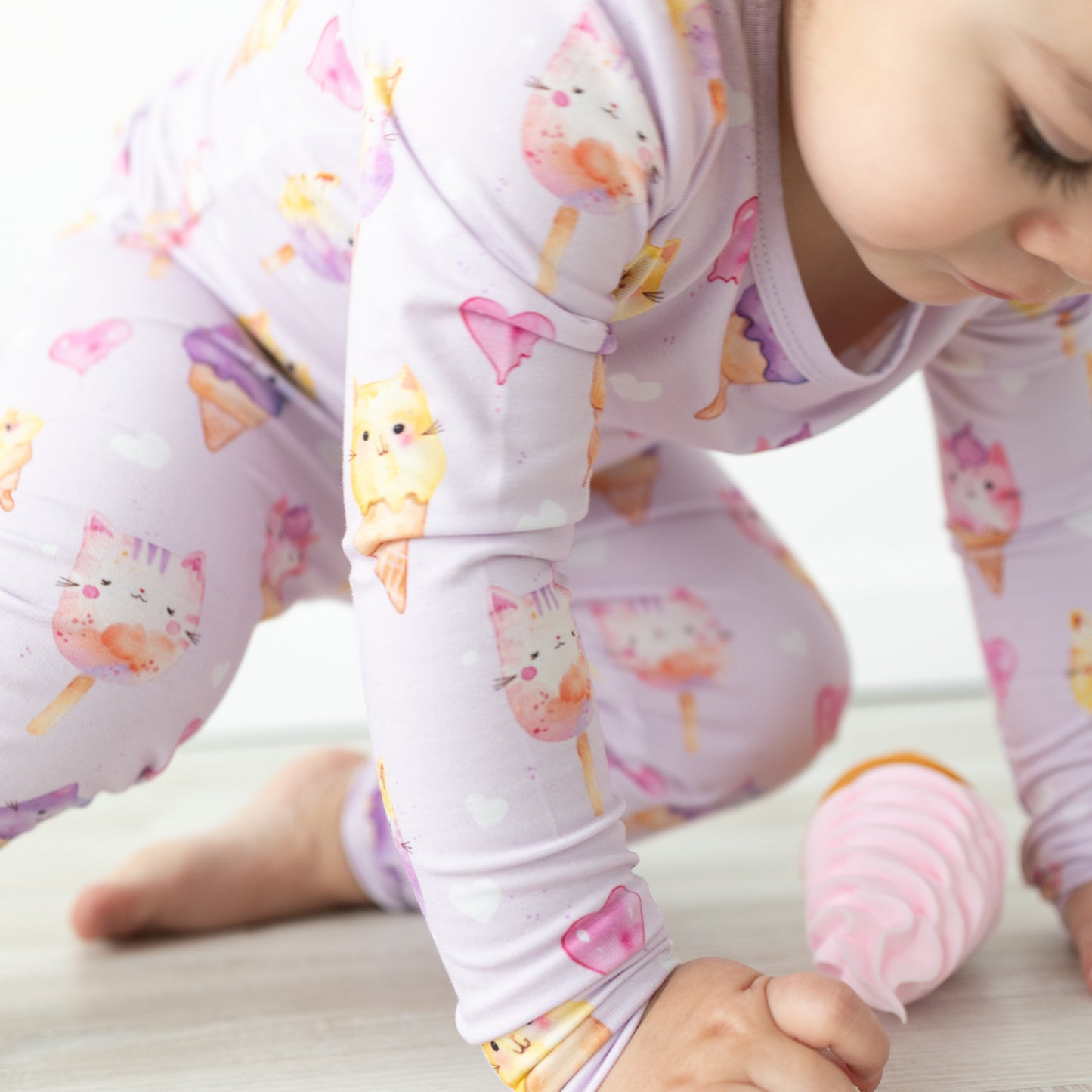 Purrfect Scoops 2pc Long Sleeve Pajamas