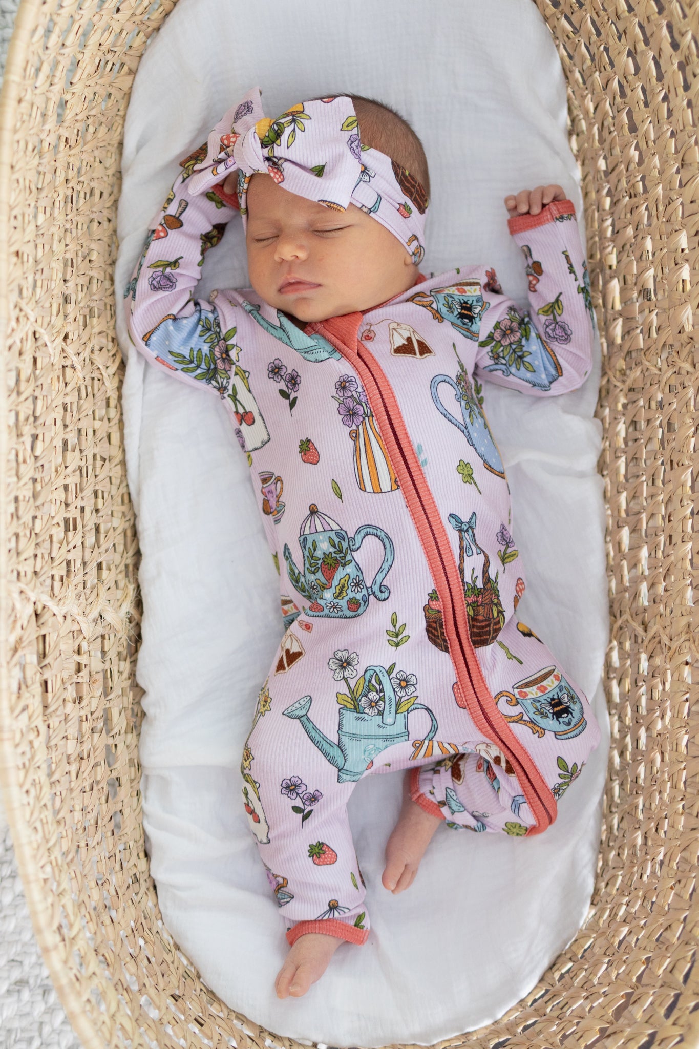 Bloom & Brew Ribbed Convertible Zippy