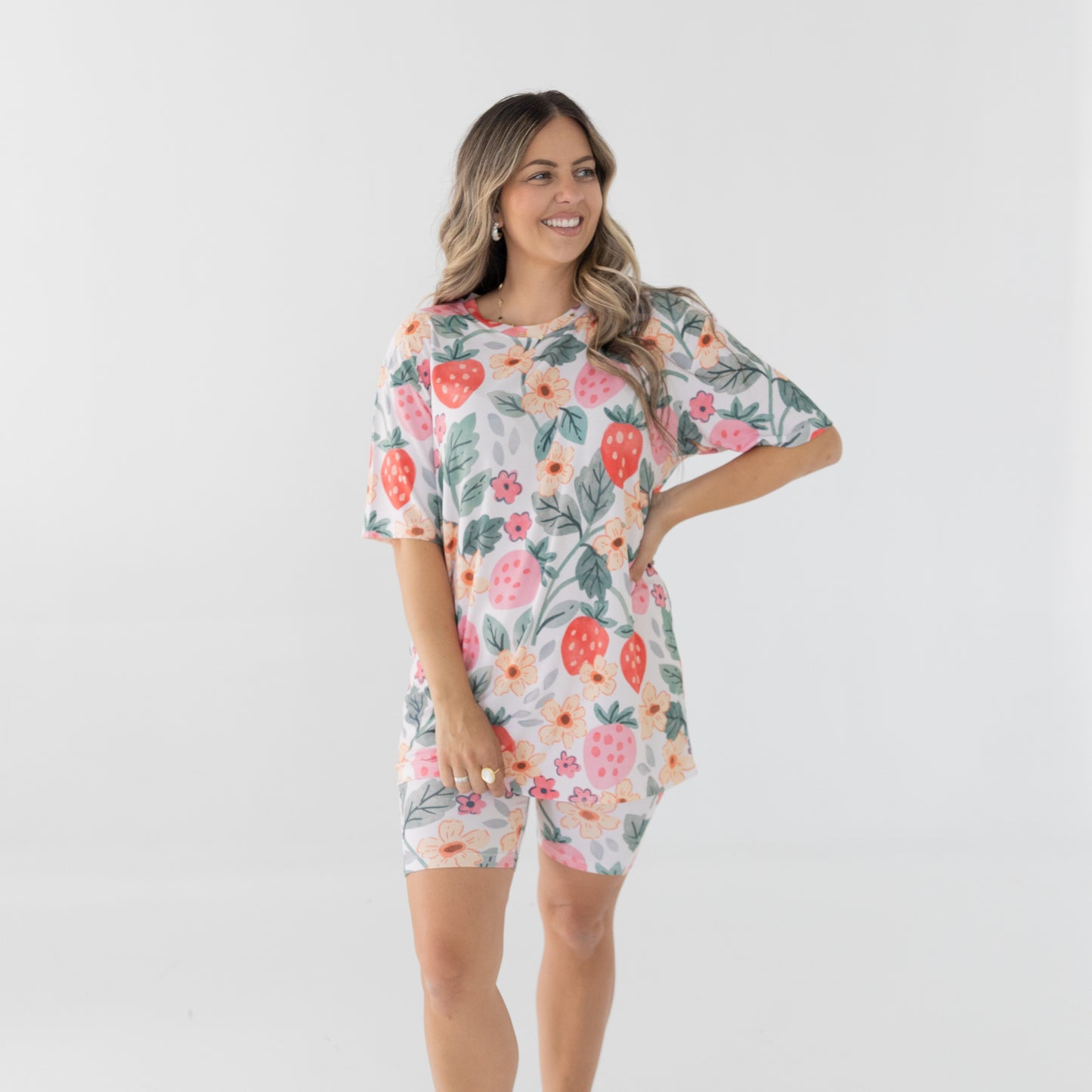 Strawberry Fields Ribbed Women's Tee + Bikers