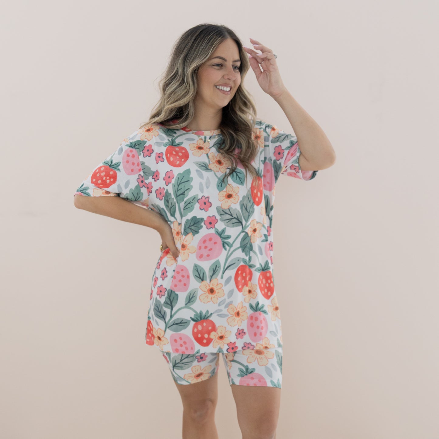 Strawberry Fields Ribbed Women's Tee + Bikers