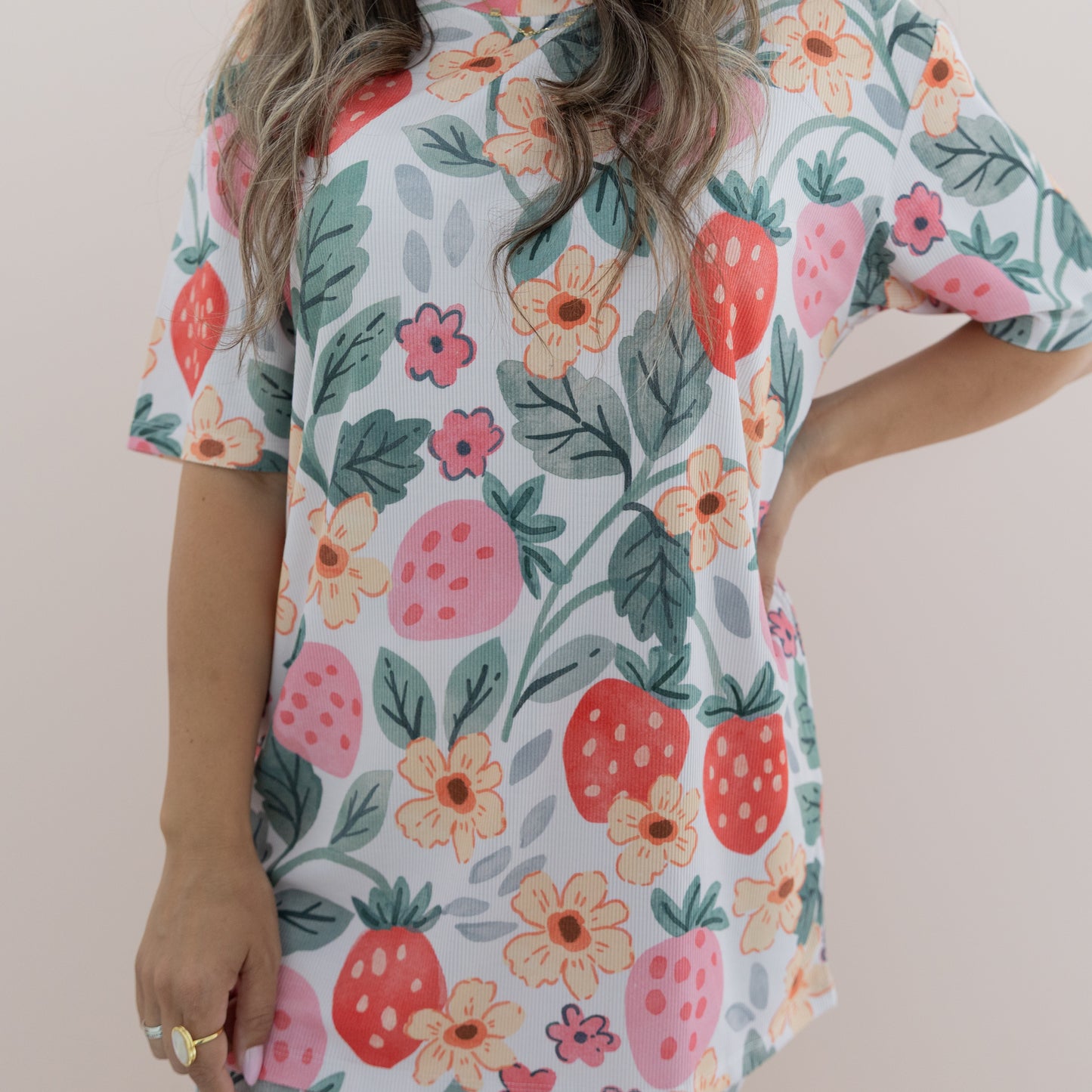 Strawberry Fields Ribbed Women's Tee + Bikers