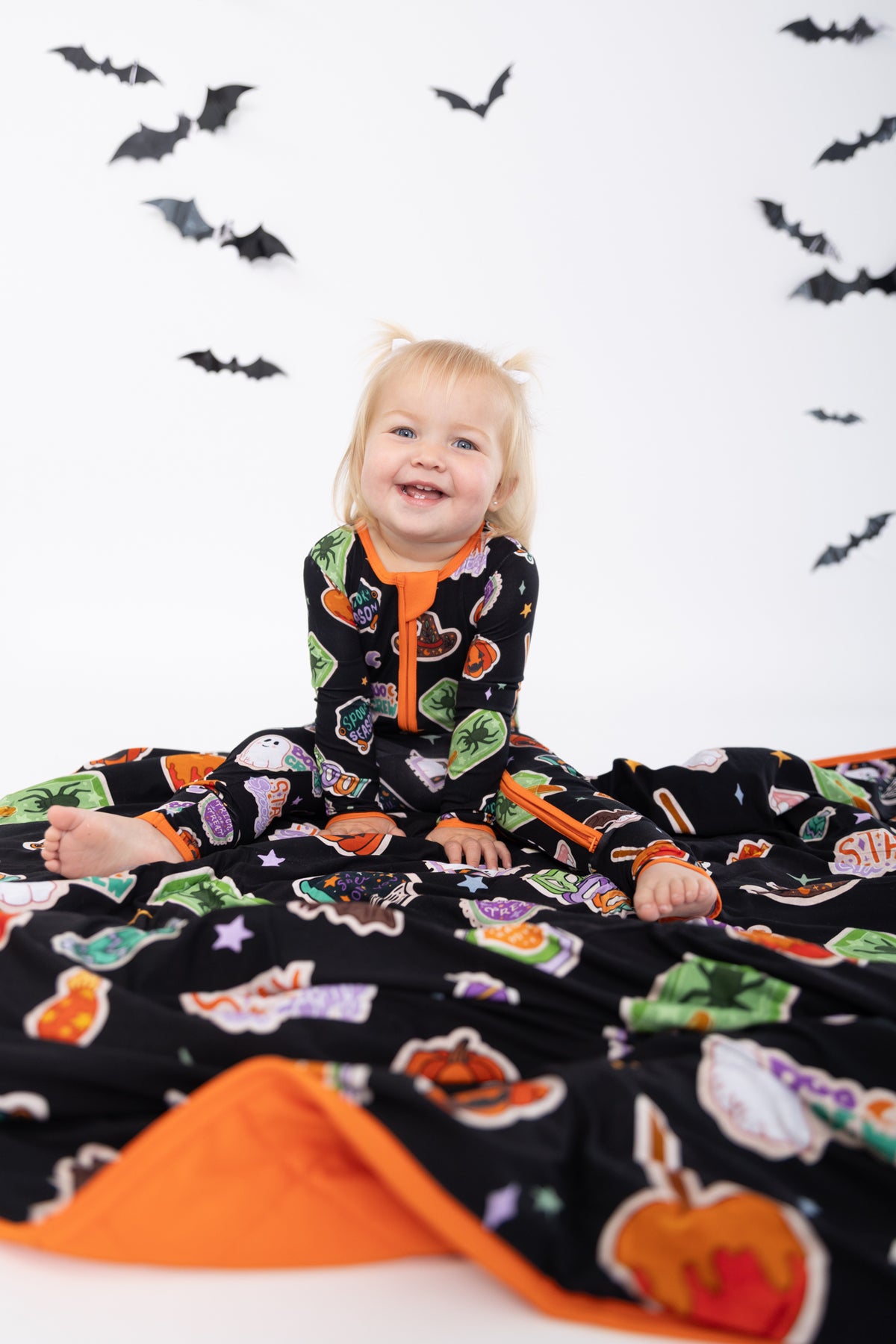 Spooky Icons Convertible Zippy