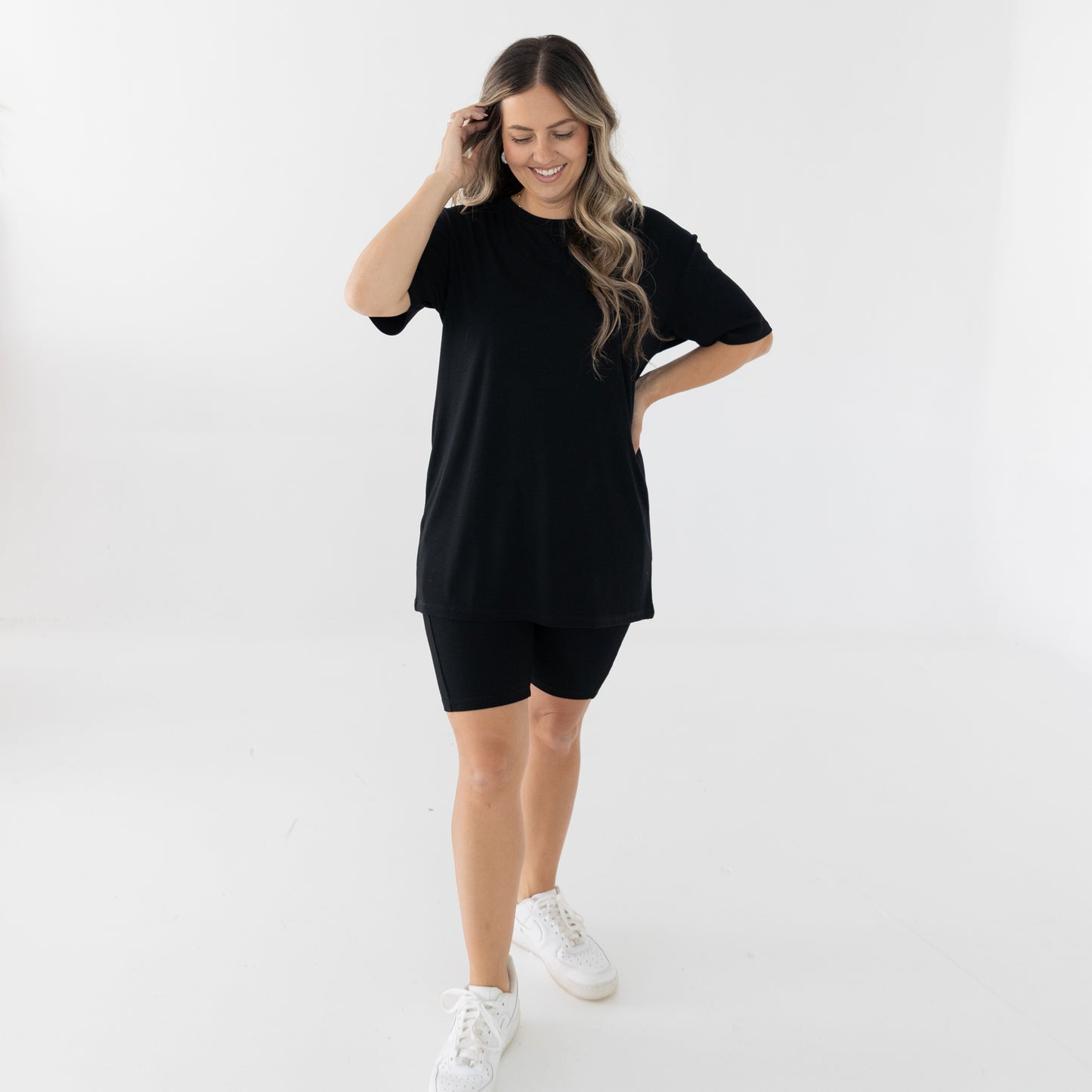 Onyx Ribbed Women's Biker Shorts