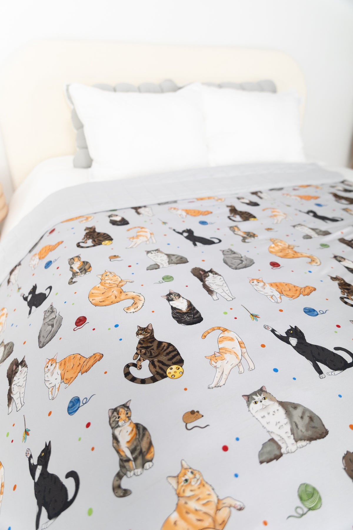 House Cats Snuggle Blankets (2 sizes)
